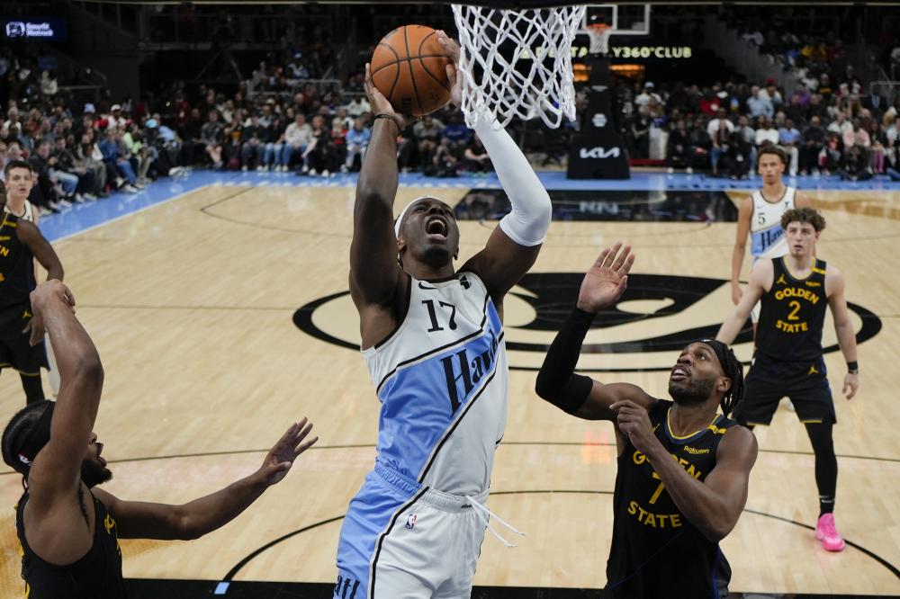 [NBA]哈登吊球篮下 塔图姆双手灌筐终结比赛.