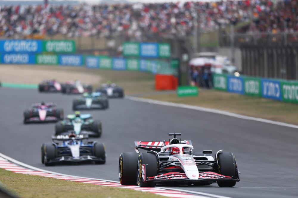 CBA官方罚单：周琦大巴煽动观众罚款1万.